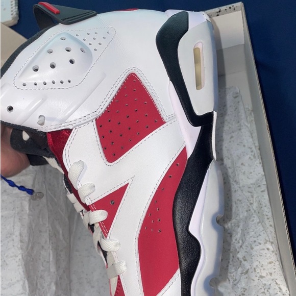 Jordan 6 - Picture 3 of 4